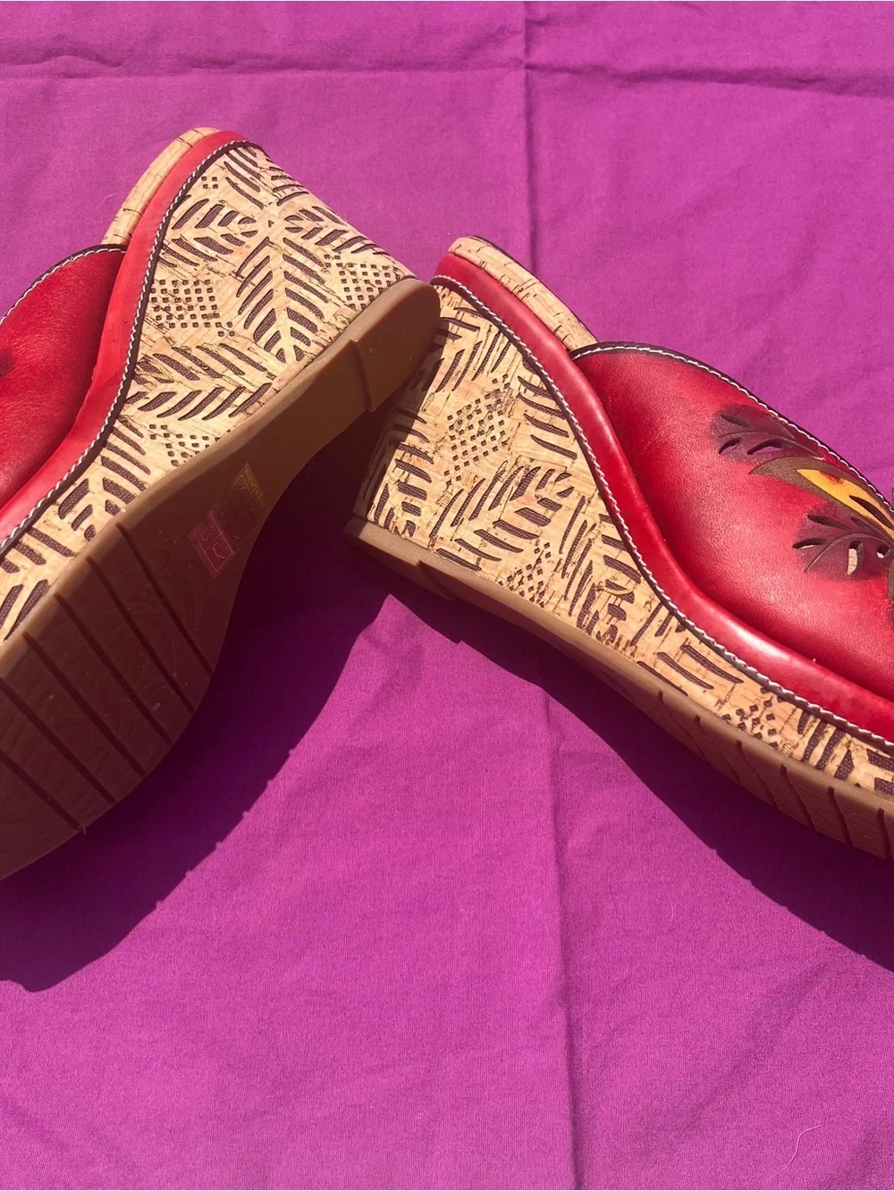 L’Artiste Red Leather Floral Slide Sandals